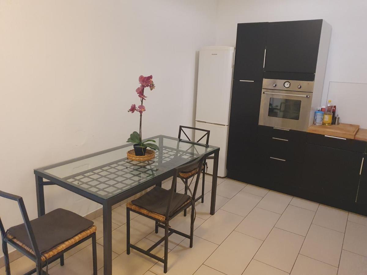 Spacious Apartment Near The Center Vienna Exterior photo